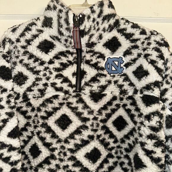 North Carolina Tar Heels Women’s 1/4 Zip Medium PULLOVER FLEECE Super Soft Press - Picture 3 of 6